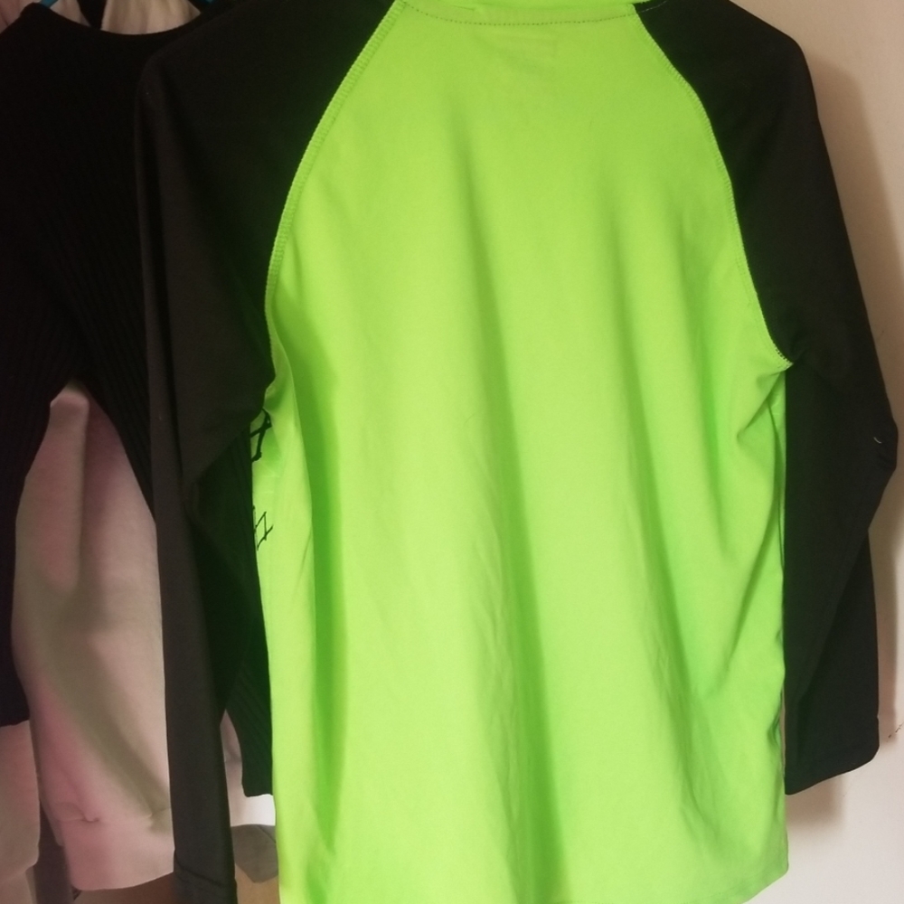 AB Sporting Top - Picture 2 of 2